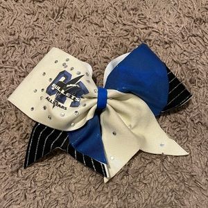 California Allstars cheer bow